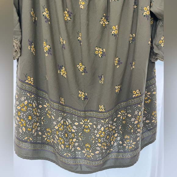 Maurices Border Print Convertible Top - Picture 4 of 10